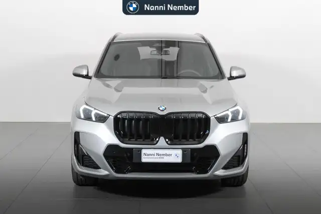 BMW X1 view 2