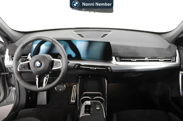 BMW X1 view 10