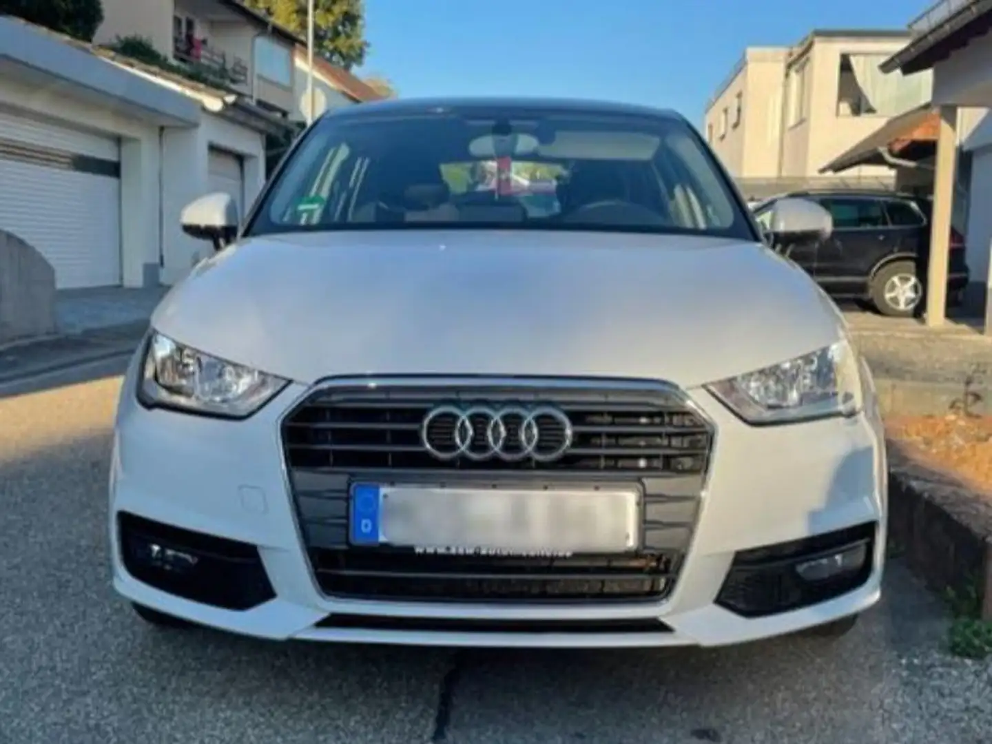 Audi A1 A1 1.0 TFSI ultra Sportback Weiß - 1