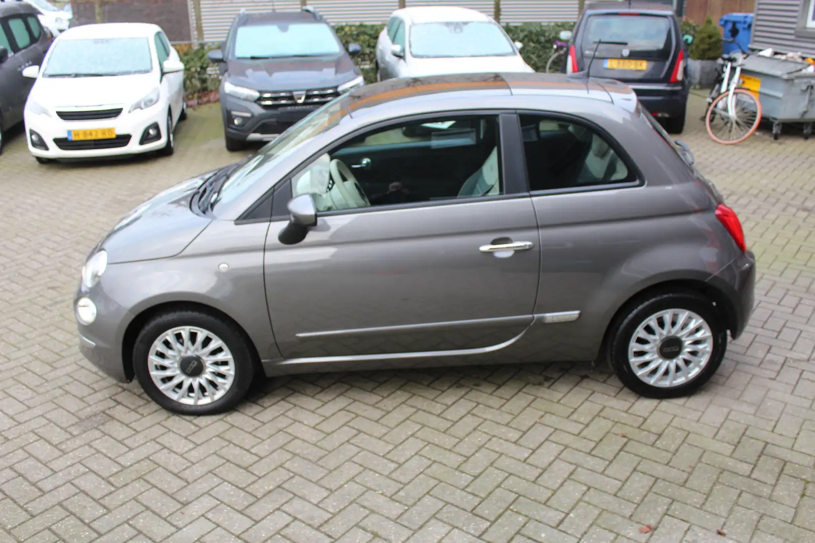 Fiat 500 1.0 Hybrid Airco-Cruise-Pano-Carplay 19.000 KM Grijs - 1