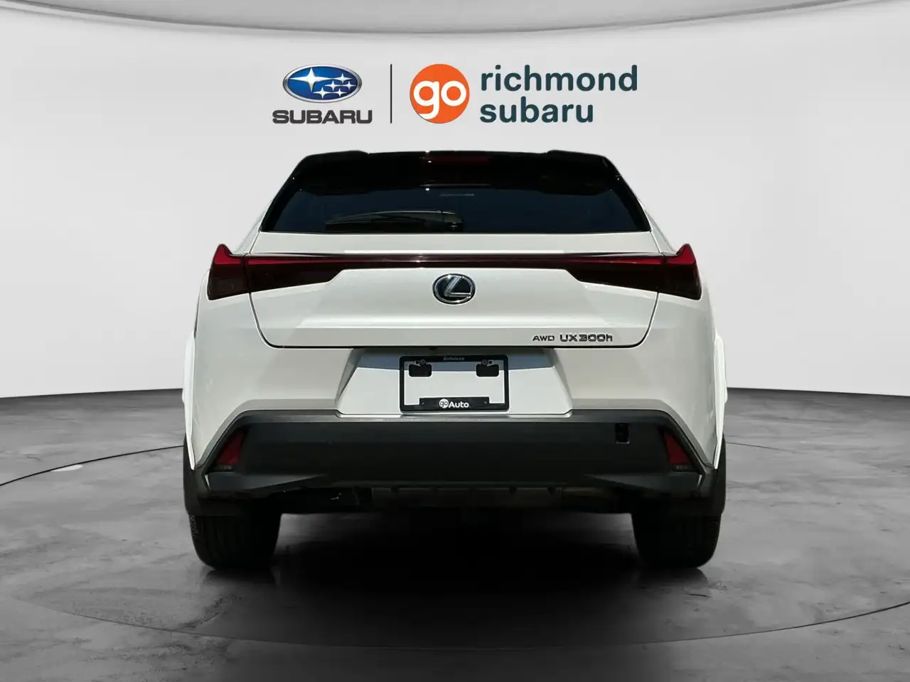 Lexus UX снимка Lexus UX