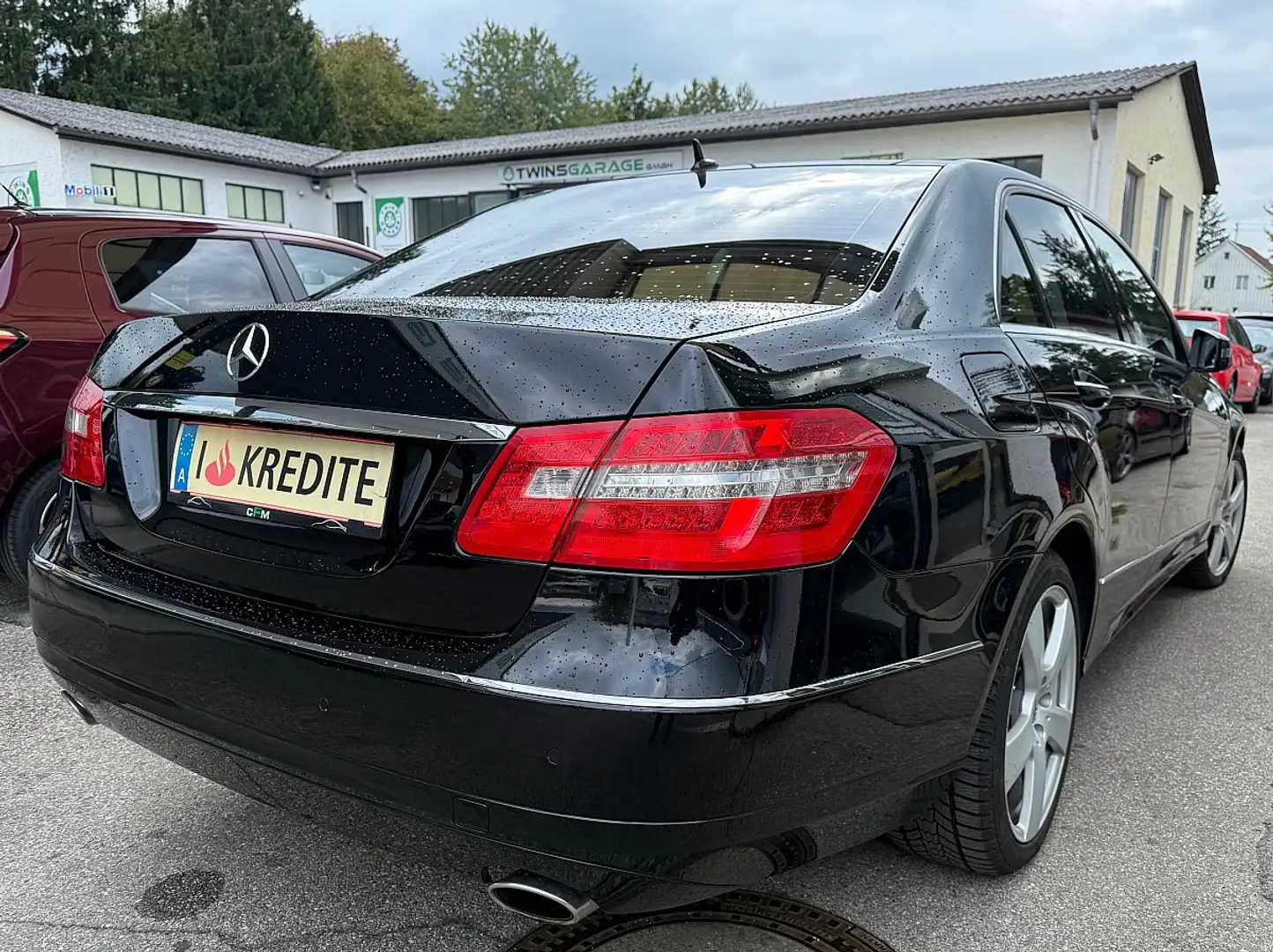 Mercedes-Benz E 350 BlueEfficiency 4MATIC CDI Aut. Beige - 2