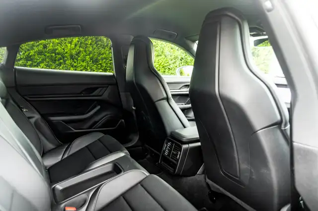 Porsche Taycan view 16