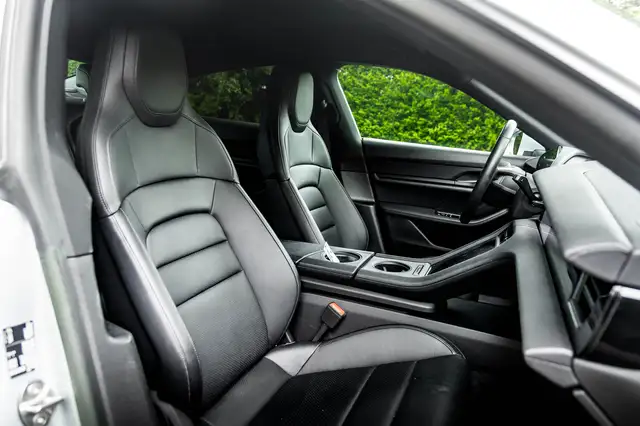 Porsche Taycan view 19