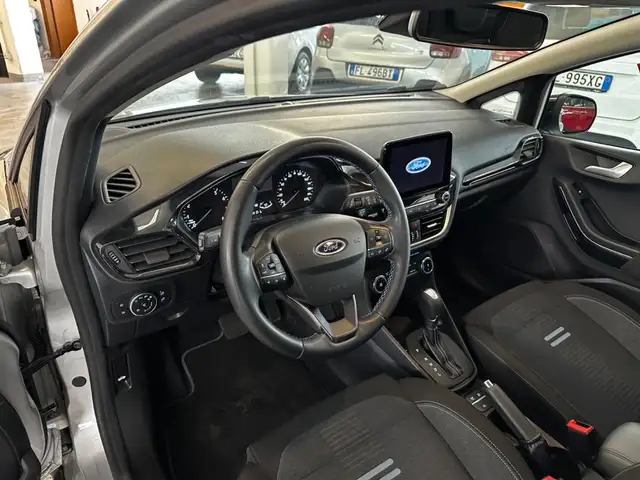 Ford Fiesta view 18