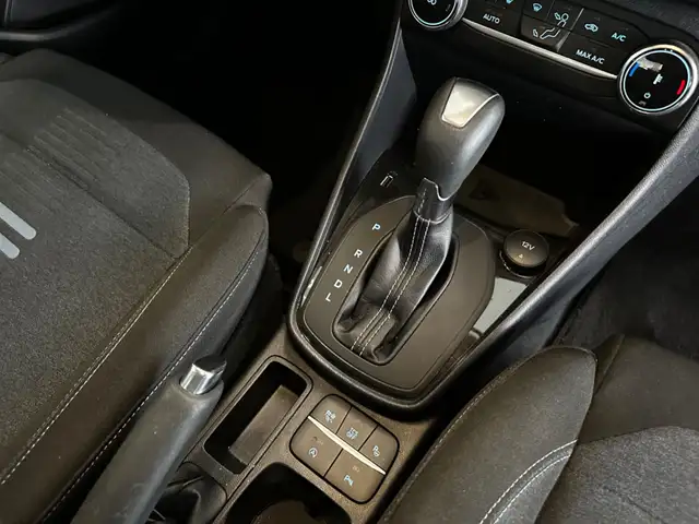 Ford Fiesta view 11