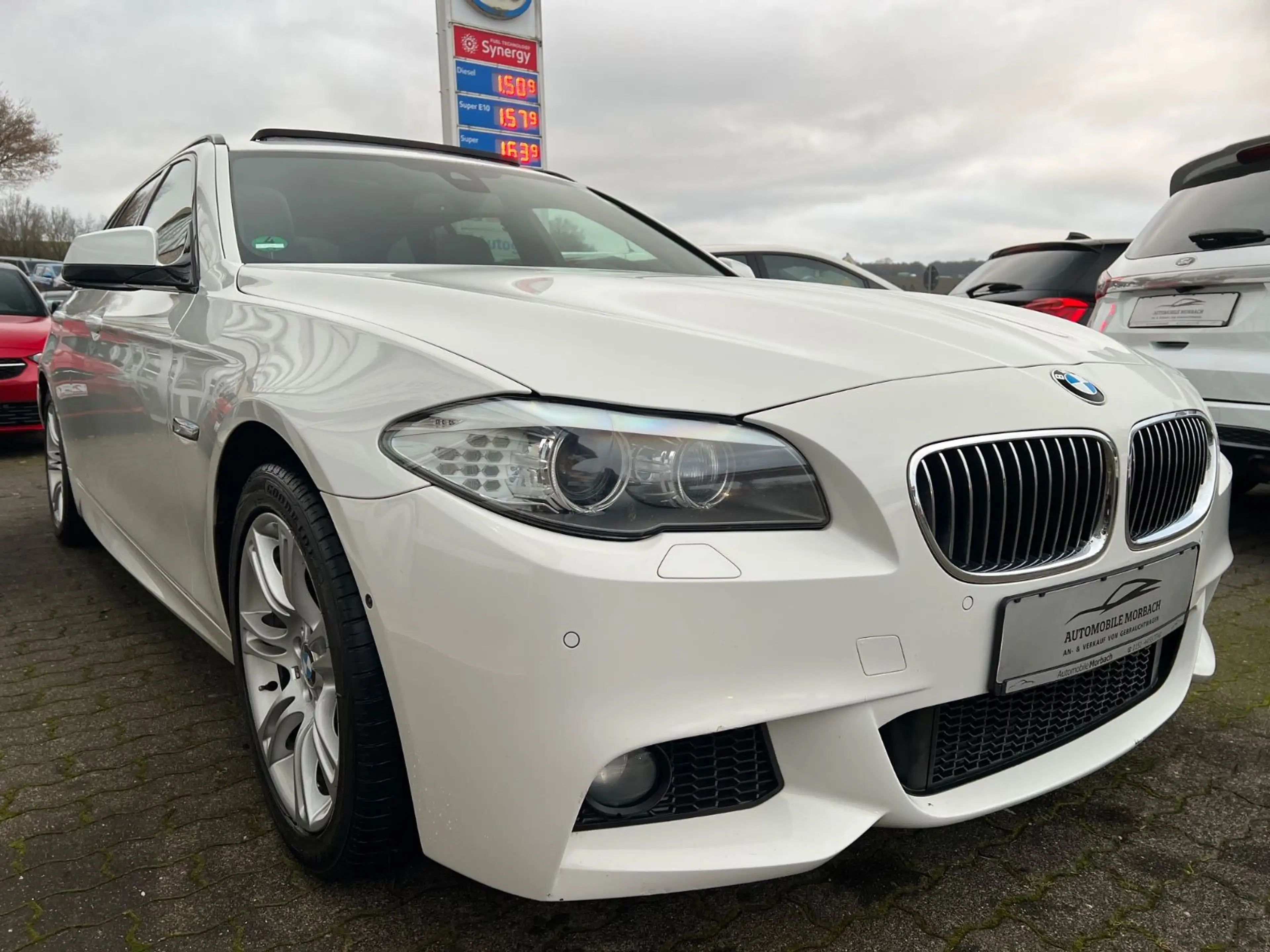 BMW 525 d xDrive M-Paket*BI-XENON*PANO*HEADUP*KAMERA — photo 2