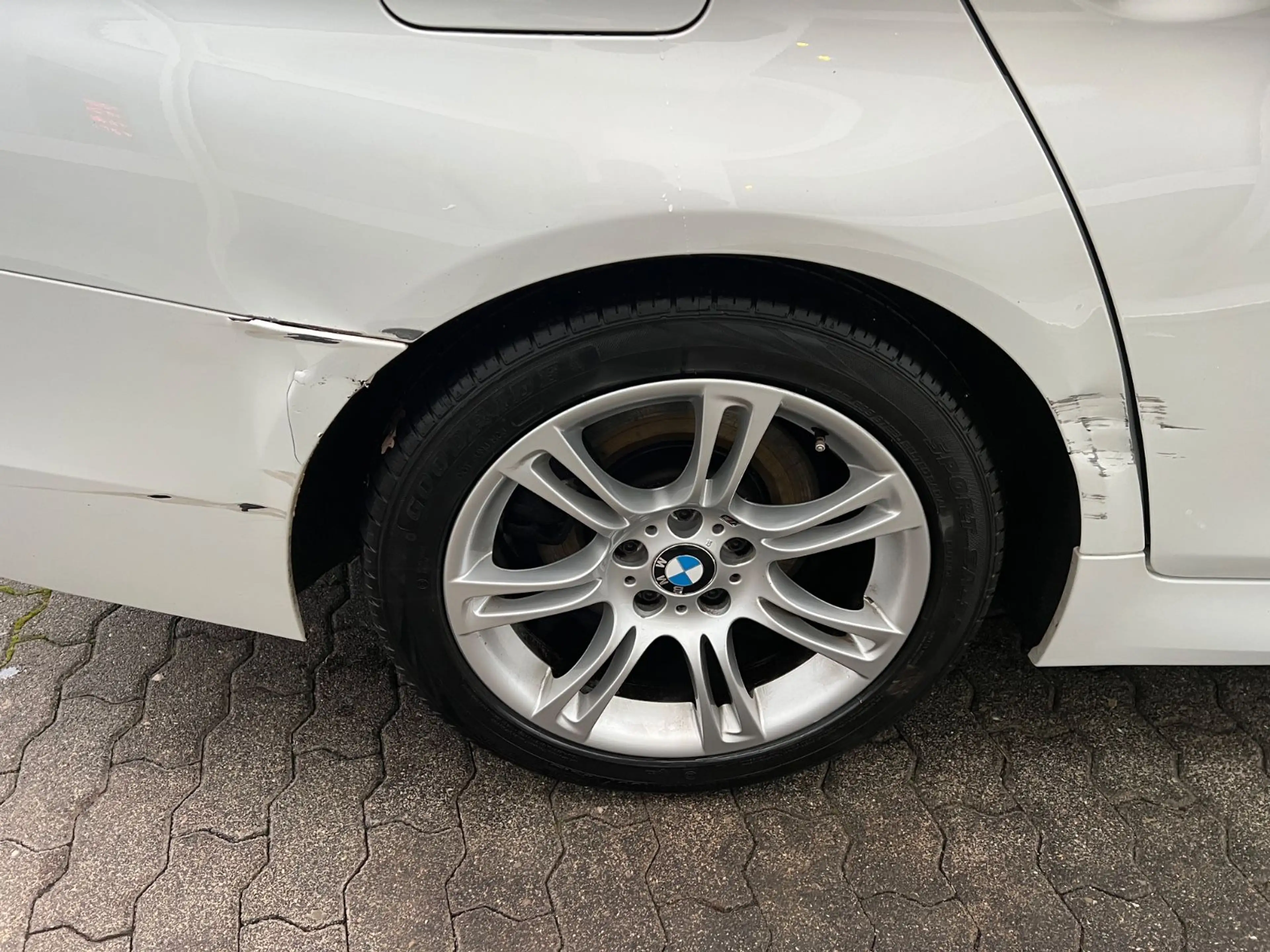 BMW 525 d xDrive M-Paket*BI-XENON*PANO*HEADUP*KAMERA — photo 11