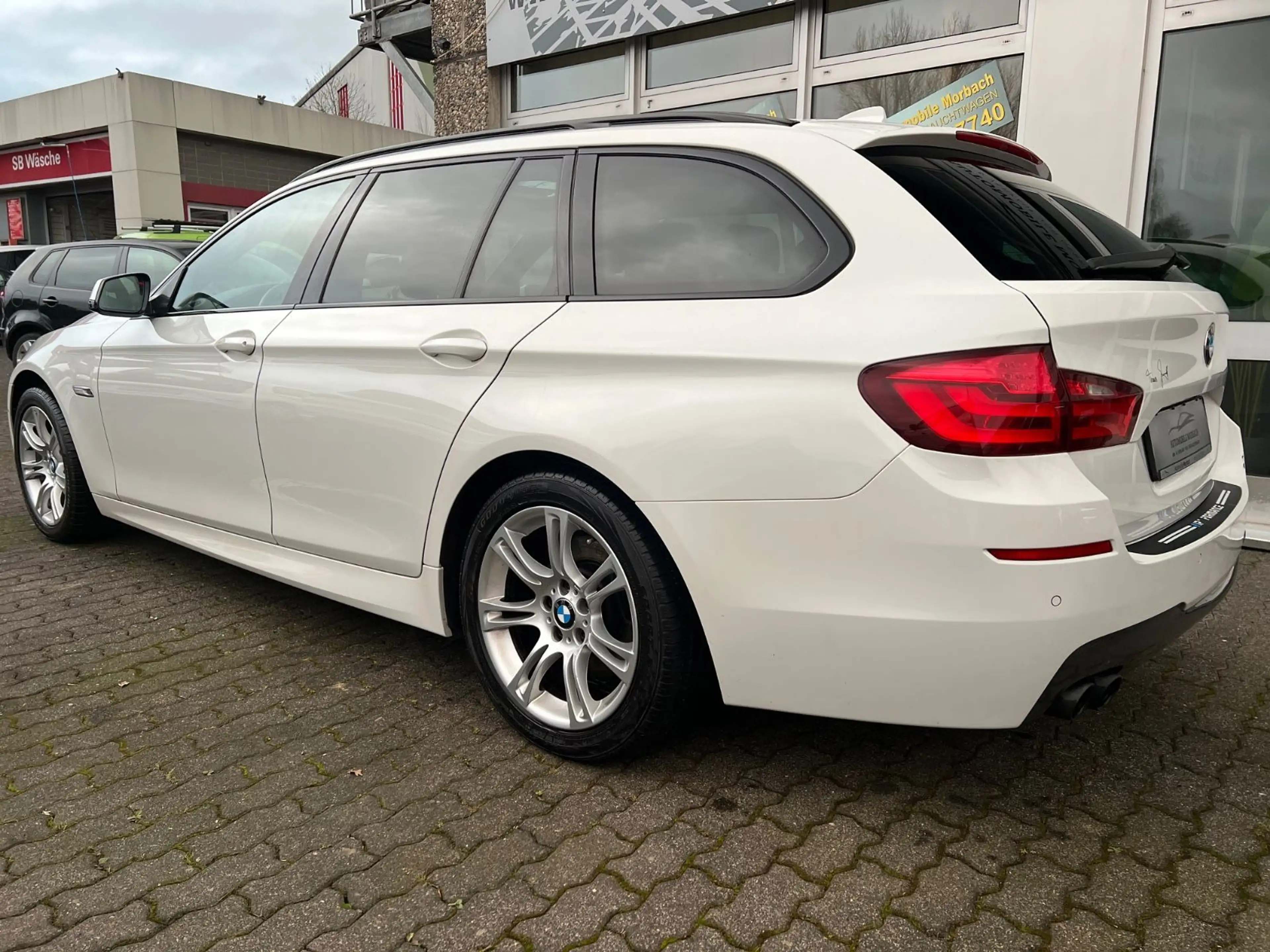 BMW 525 d xDrive M-Paket*BI-XENON*PANO*HEADUP*KAMERA — photo 6