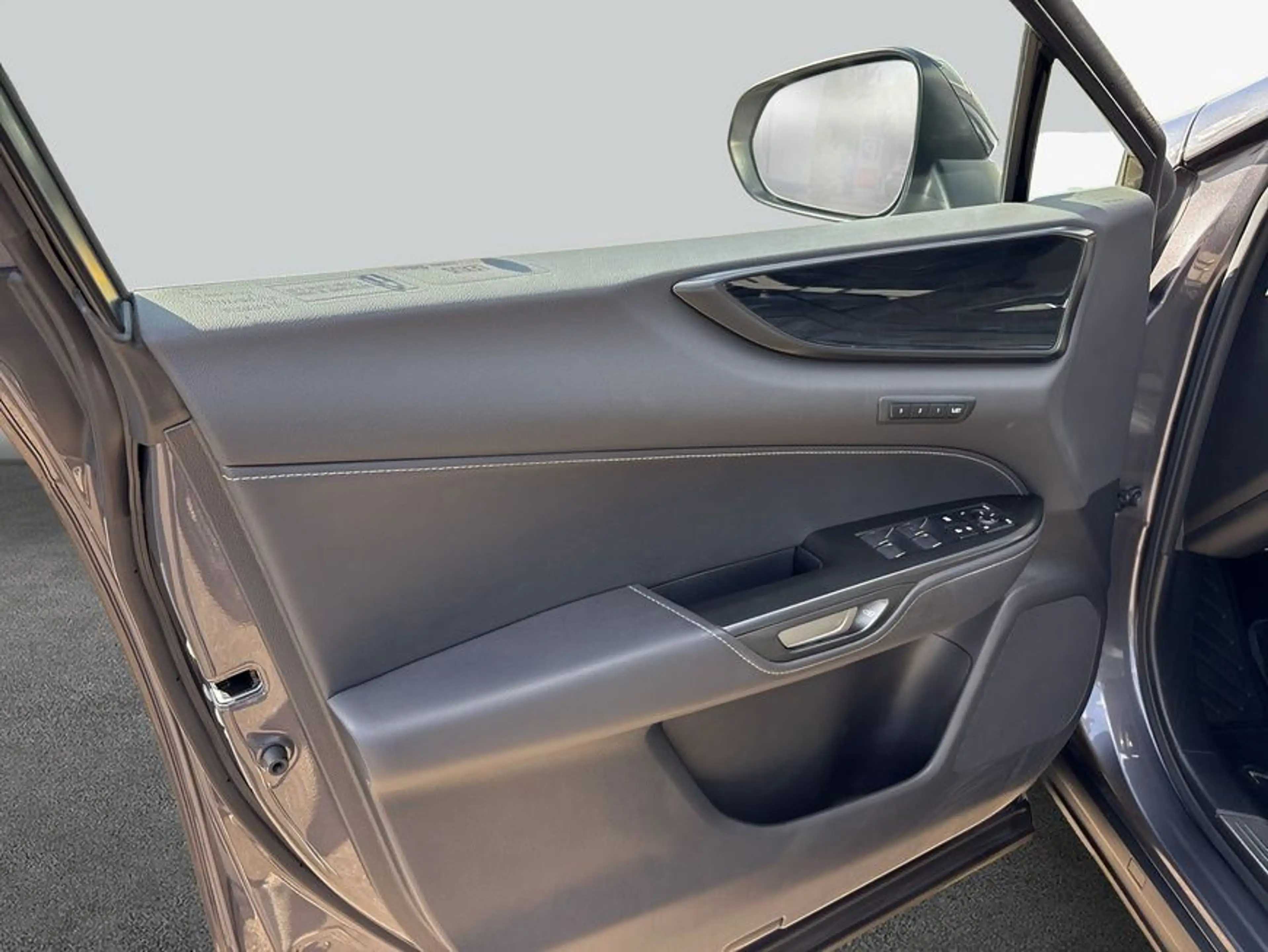 Lexus NX 450h+ h+ Plug-in E-FOUR Business Connect — photo 20
