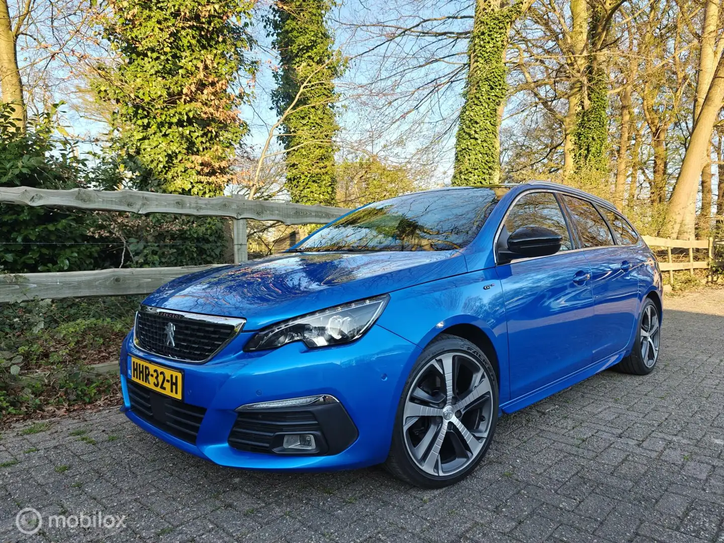 Peugeot 308 SW 1.2 PureTech GT,Panoramadak,Adapt.cruise Blauw - 1