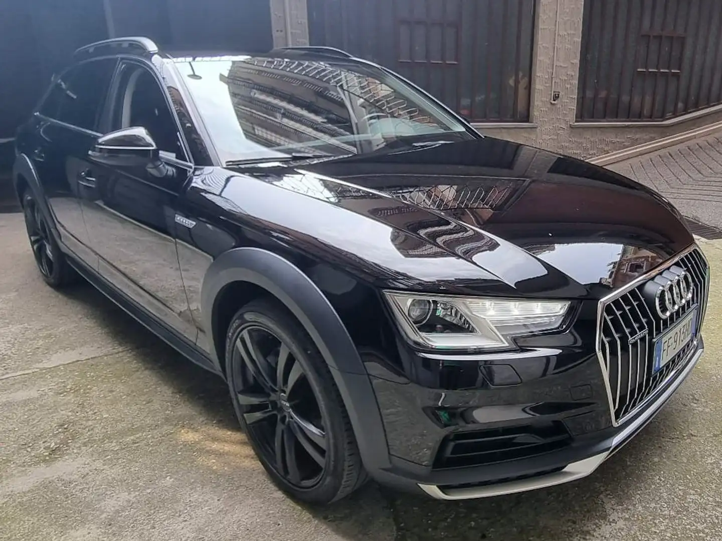 Audi A4 allroad A4 Allroad 40 2.0 tdi 190cv s-tronic Nero - 1