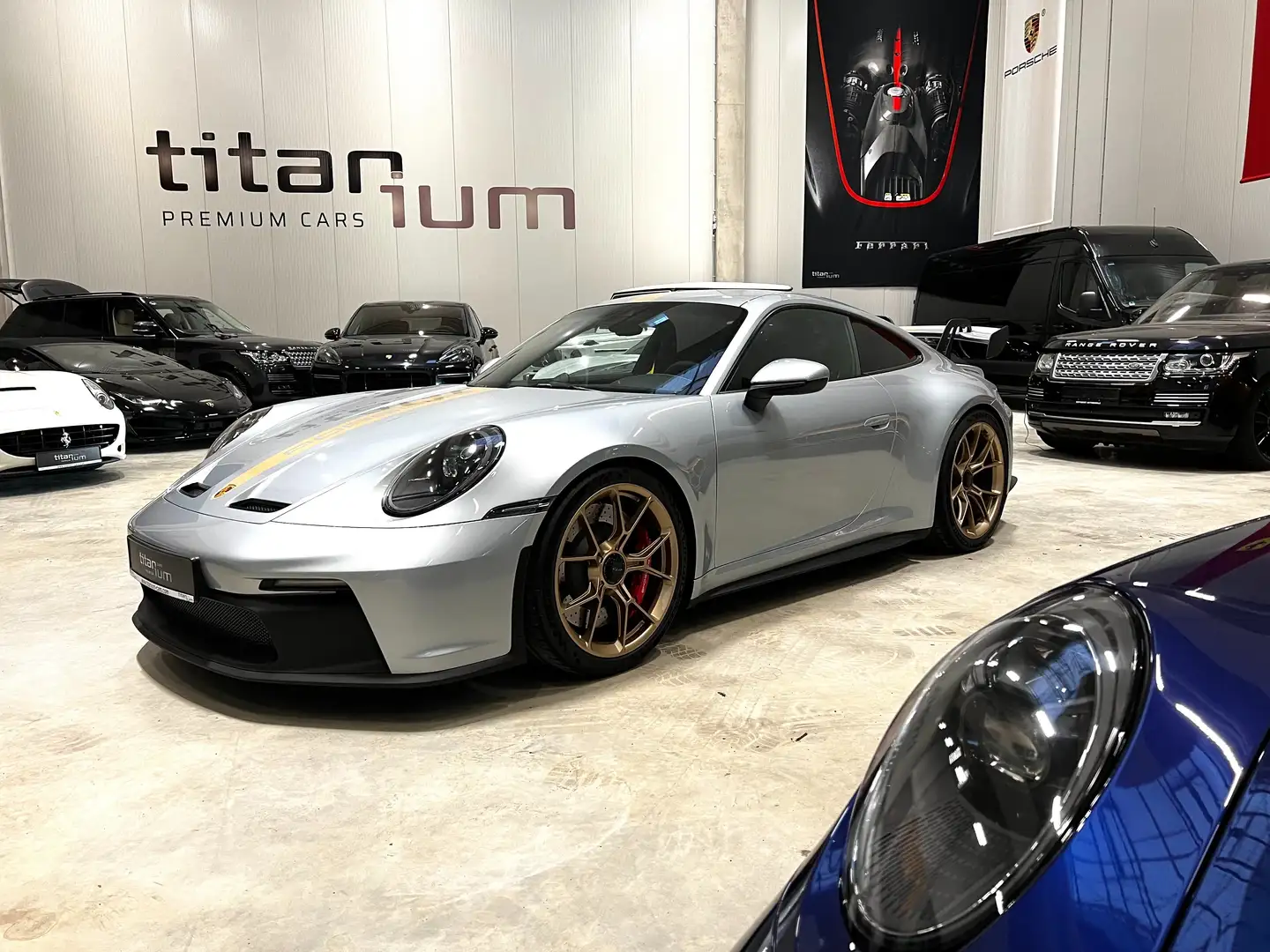 Porsche 992 911 992 GT3 Clubsport *2x on stock * srebrna - 1