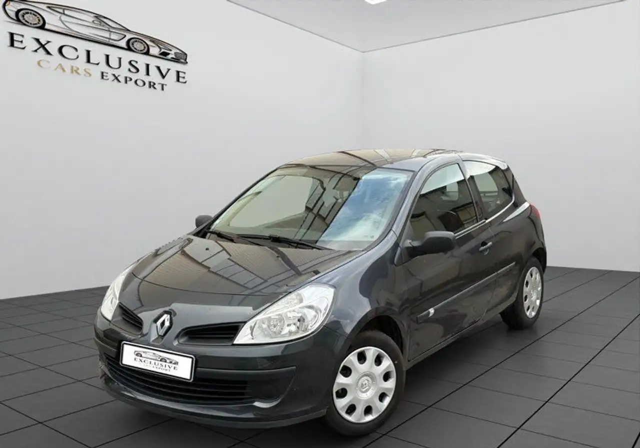 Renault Clio 3 1.4i Essence AnnÃ©e 2007 30.000KLM 449