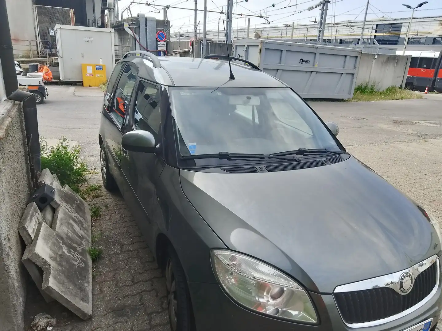 Skoda Roomster 1.4 Scout - 1