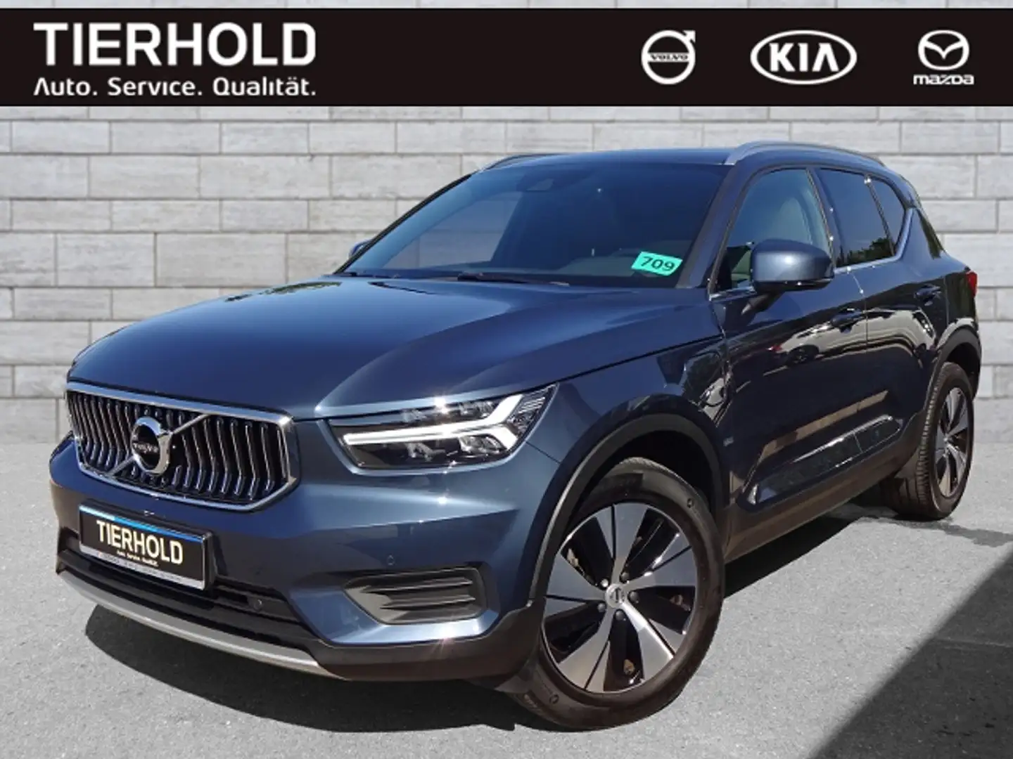 Volvo XC40 T4 Inscription Plug-In 2WD Pano Navi 18" Blau - 2