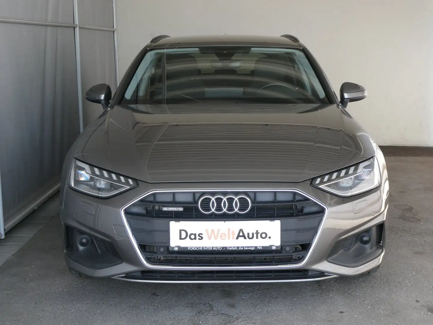 Audi A4 40 TDI quattro Grau - 2