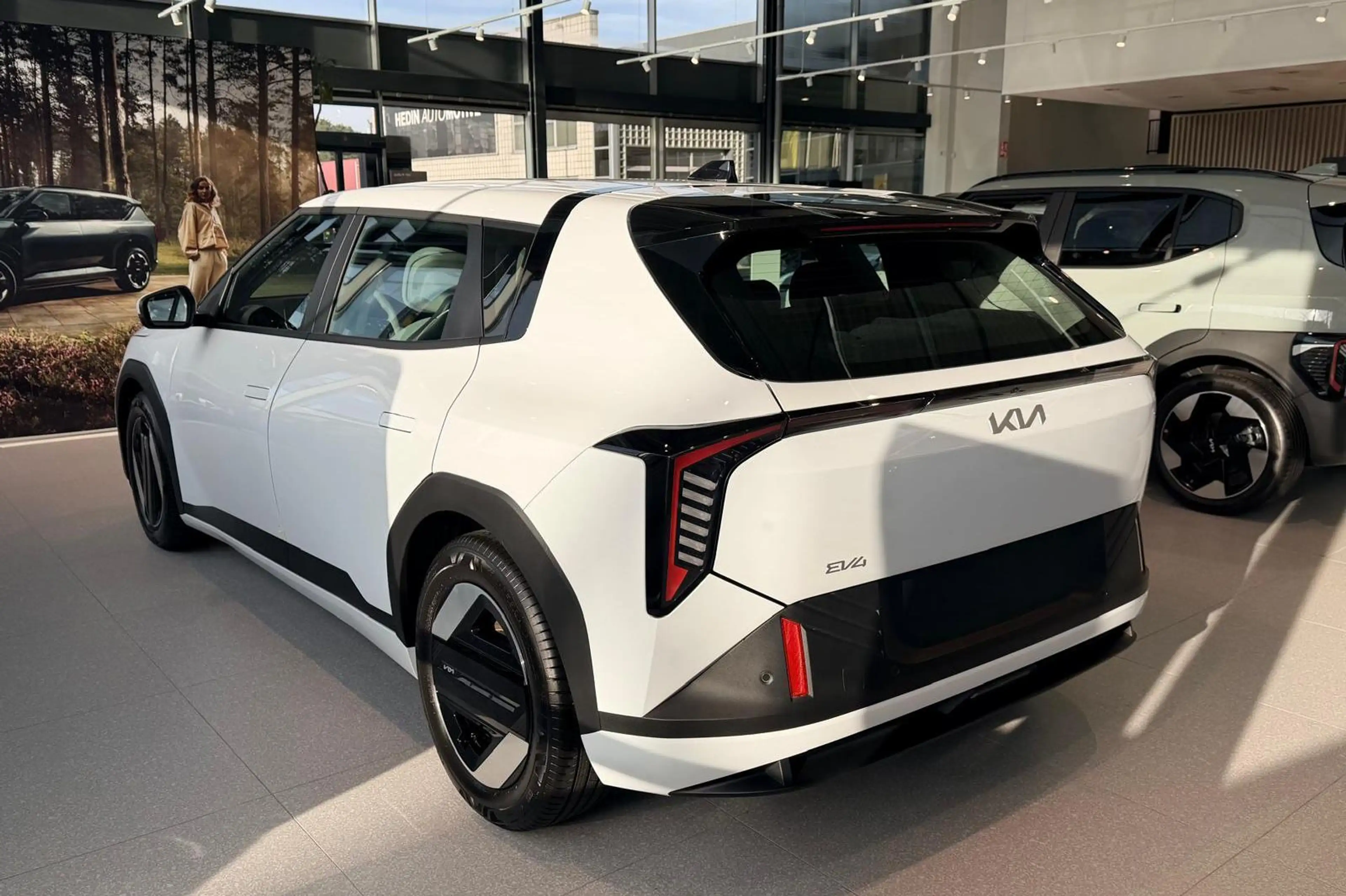 Kia EV4 Air 58.3 kWh Direct Leverbaar | Apple CarPlay & An — photo 5