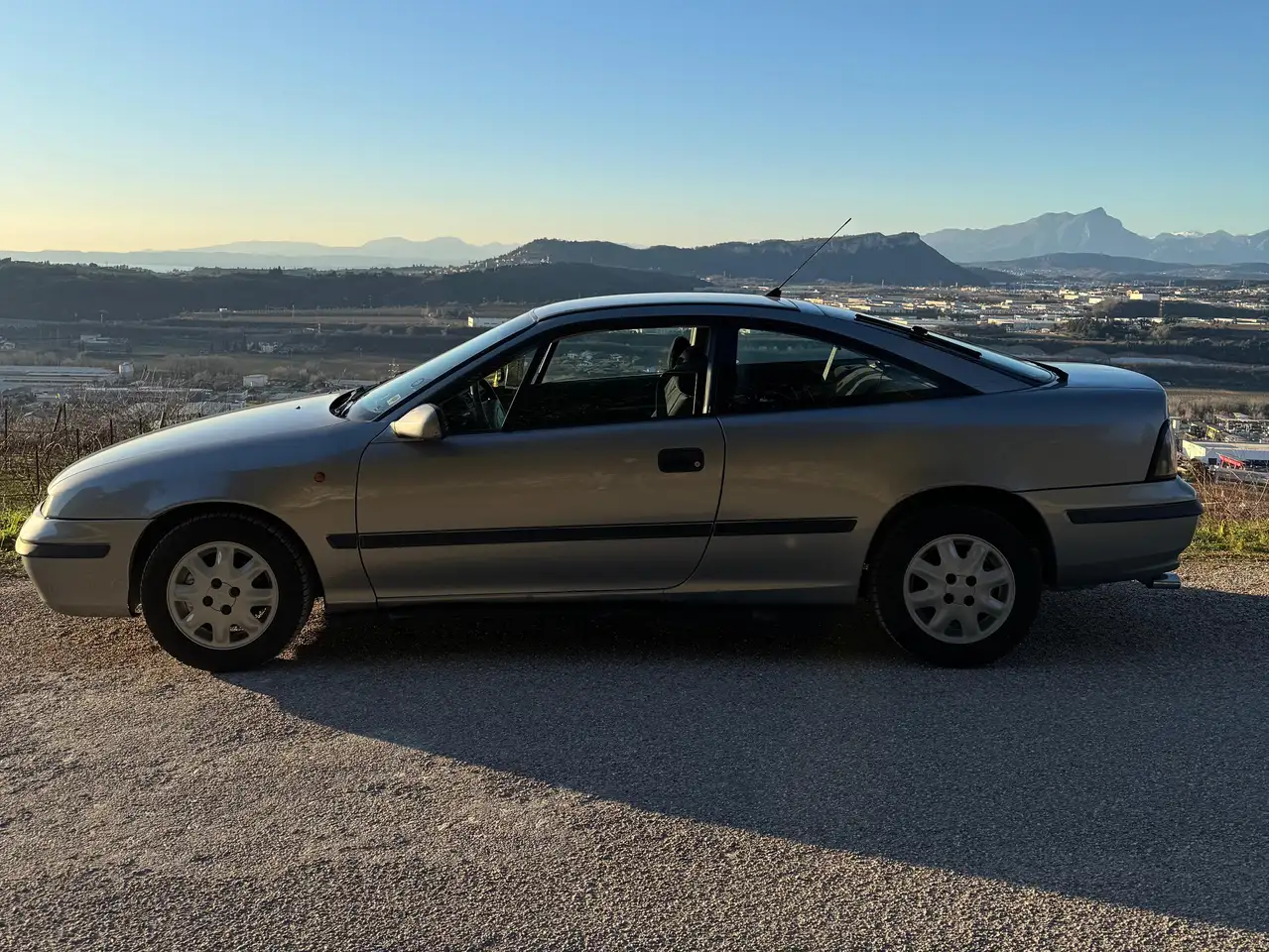 Opel Calibra2.0i 8v cat., foto 4