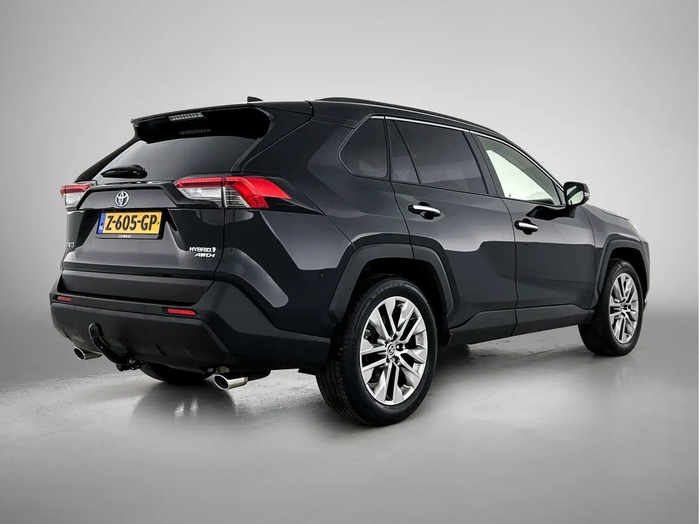 Toyota RAV 4 2.5 Hybrid AWD Executive | Navigatie | Trekhaak | Schwarz - 2