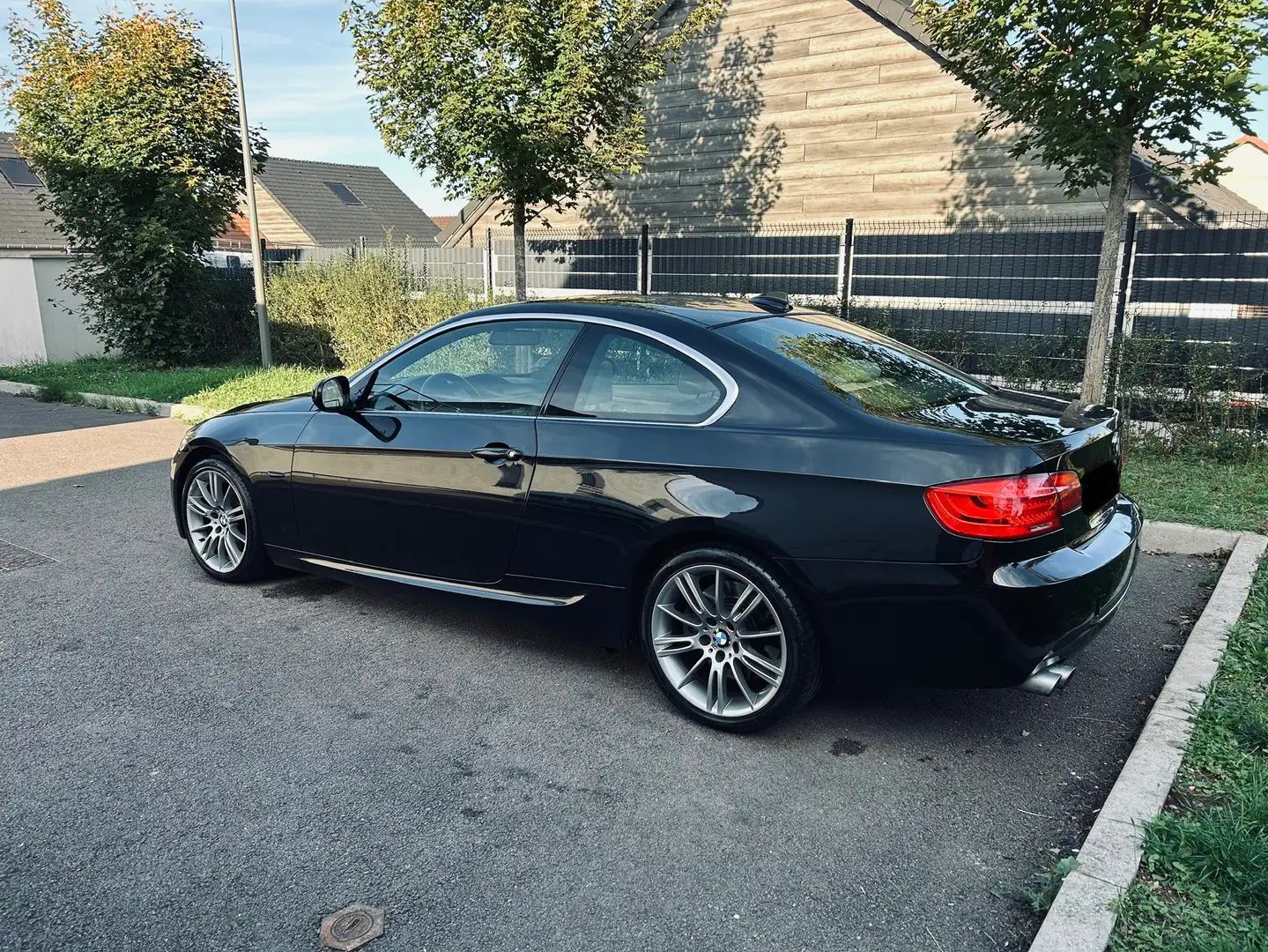 BMW 330 Coupe 330d xDrive 245ch Sport Design Steptronic A - 2