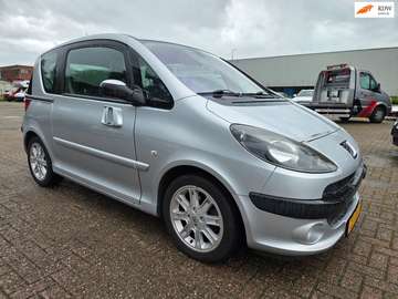 1.6-16V Sporty AUTOMAAT