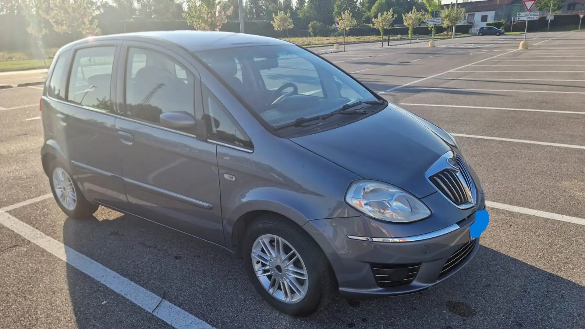 Lancia MUSA Musa 1.3 mjt Oro 90cv + Treno estivo/invernale Szary - 2