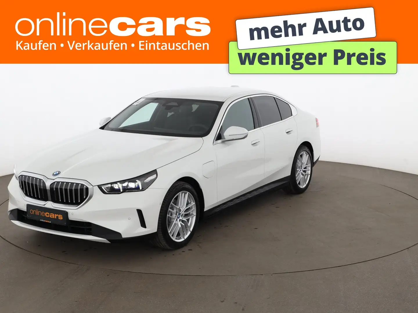 BMW 530 e Limousine Aut LED LEDER NAVI R-CAM SITZHZG Weiß - 1