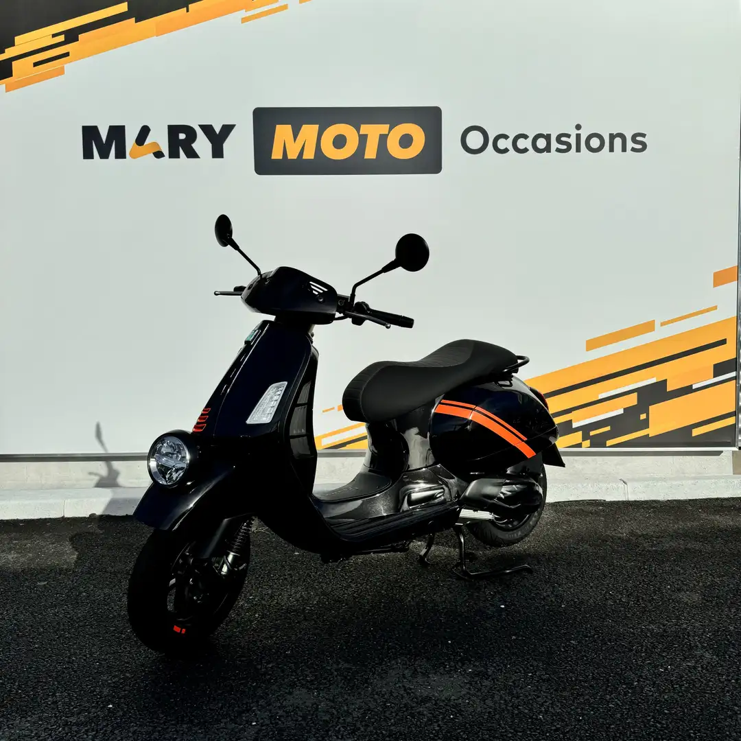 Vespa GTV 300 Negru - 2