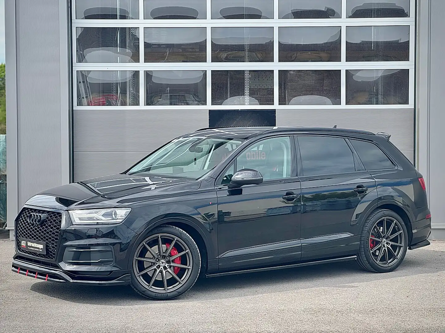 Audi Q7 3,0 TDI ultra quattro Tiptronic Schwarz - 1