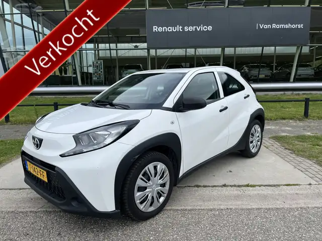 Toyota Aygo X 1.0 VVT-i MT / Airco /