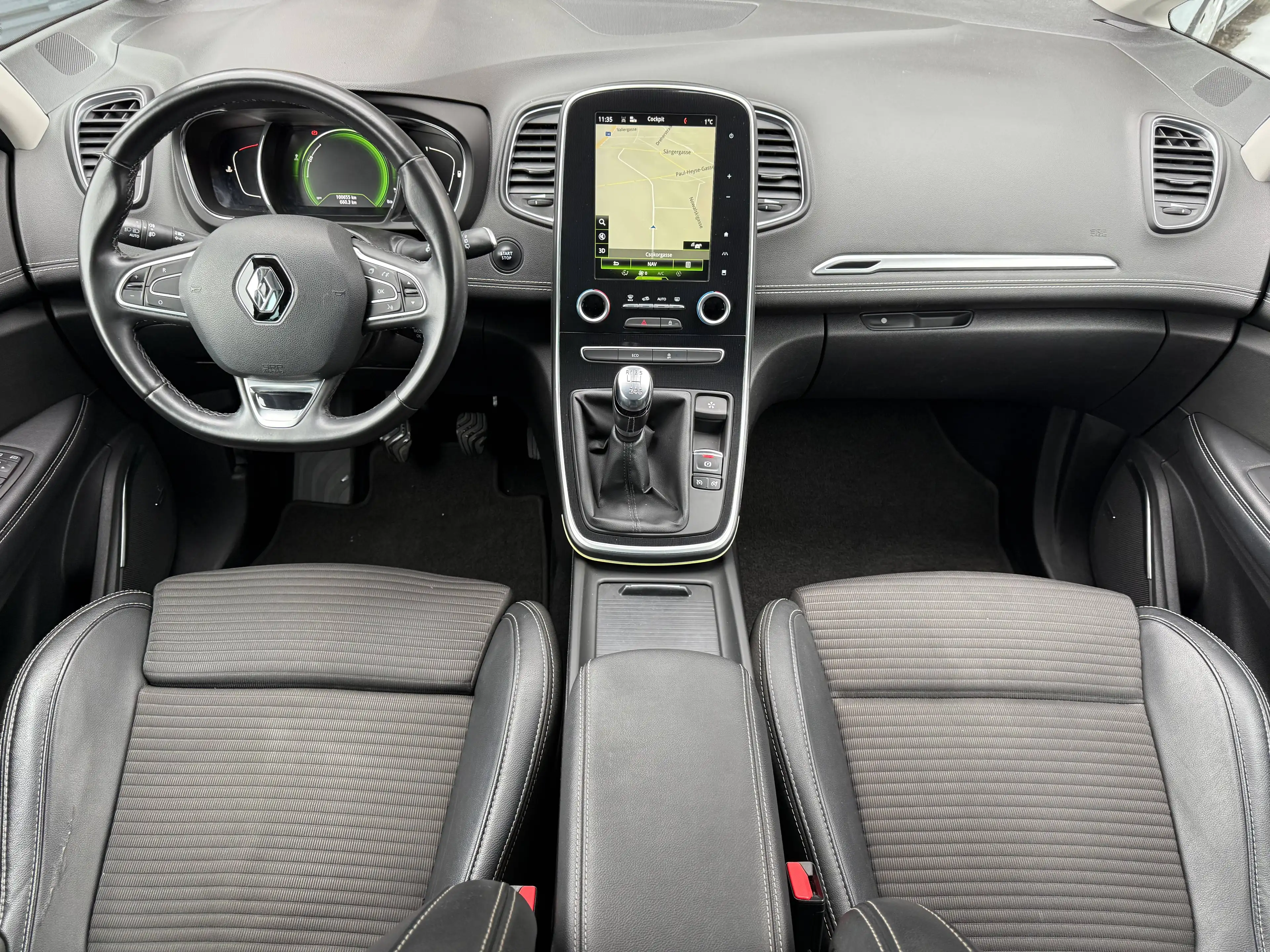 Renault Grand Scenic Grand Scénic Energy TCe 130 Bose Bose — photo 9