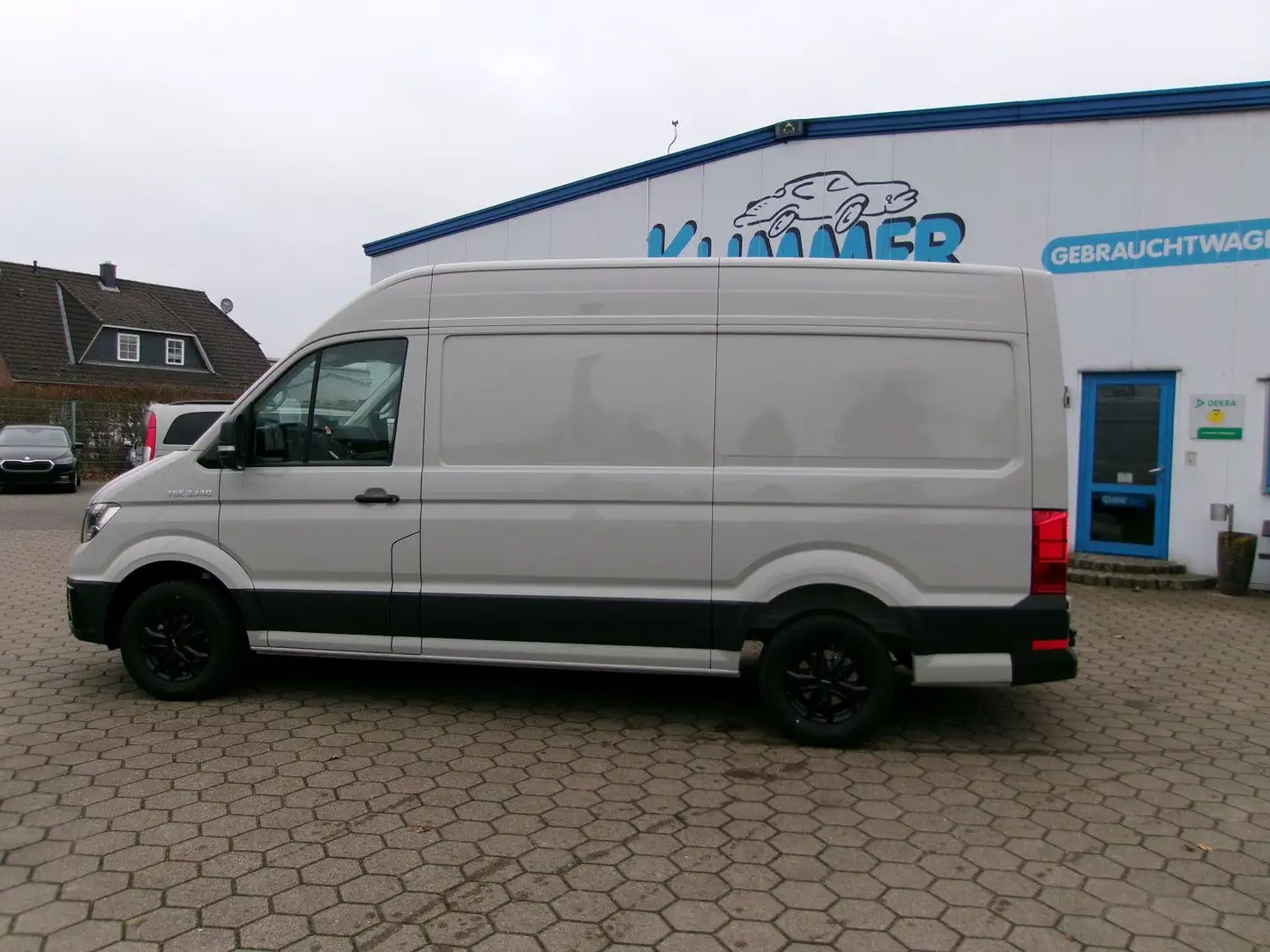 MAN TGE 3.140 AHK Navi LED Sitzhzg Ganzjahresreifen Grau - 2