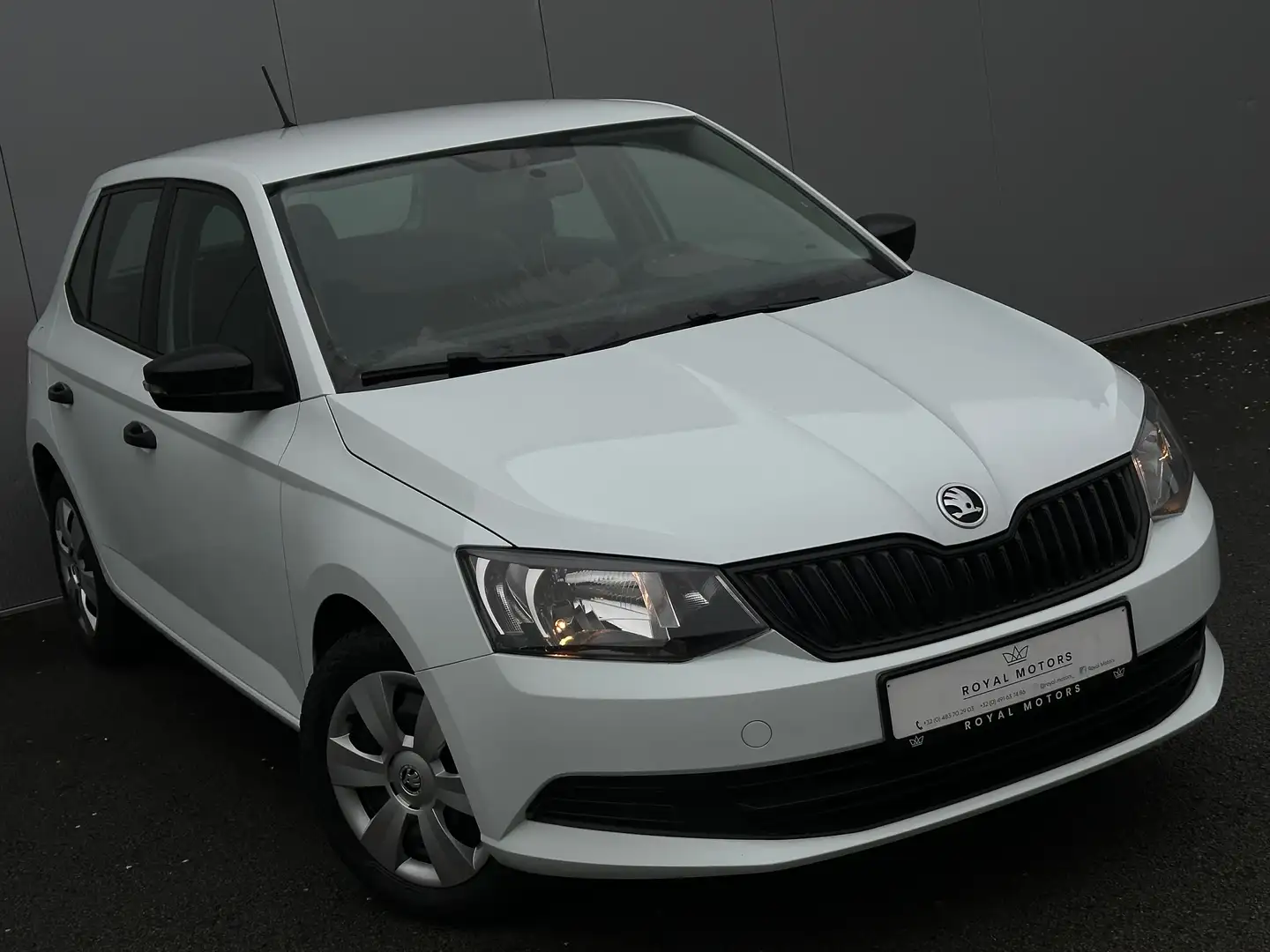 Skoda Fabia Fabia 1.0i Ambition Blanc - 2