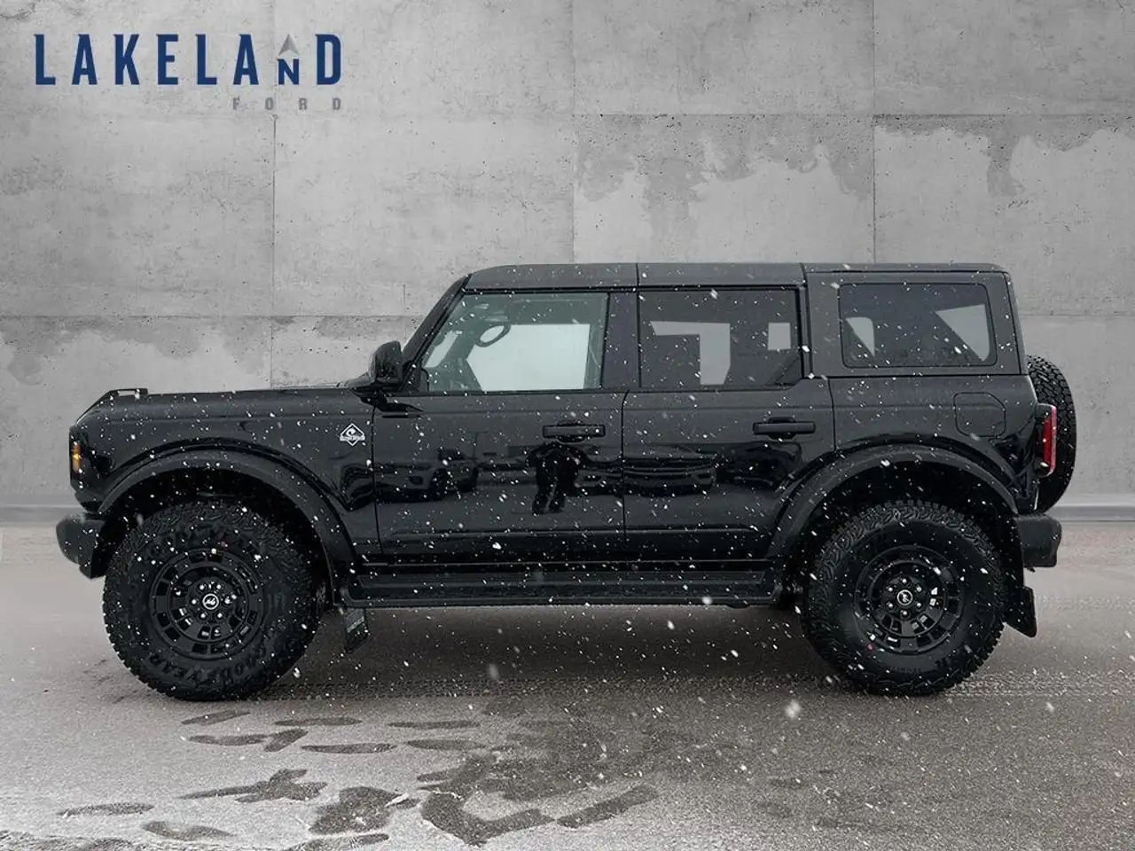 Ford Bronco снимка Ford Bronco