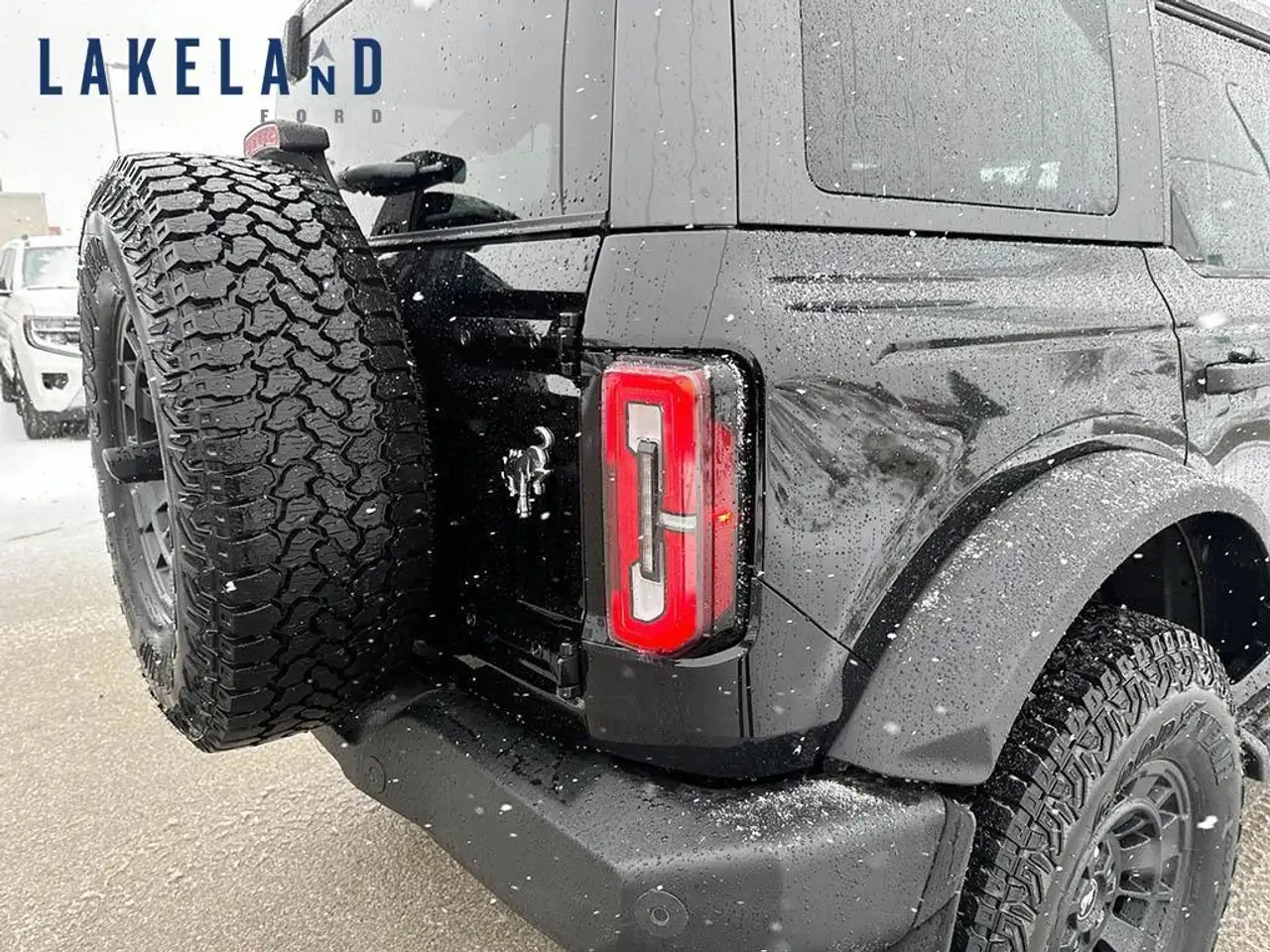 Ford Bronco снимка Ford Bronco