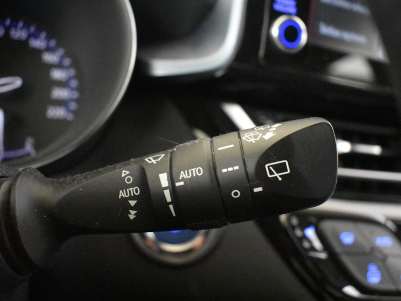 Toyota C-HR 2.0 Hybrid First Edition | JBL | Blindspot | Keyle — photo 28