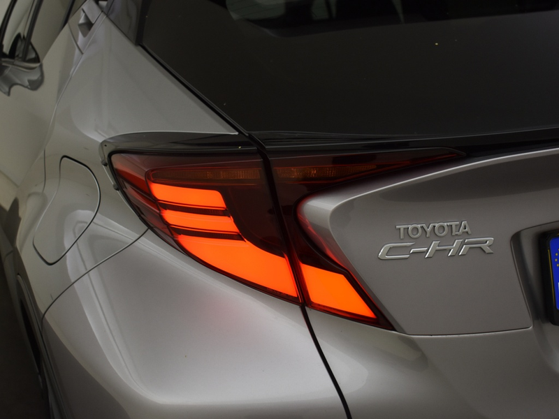 Toyota C-HR 2.0 Hybrid First Edition | JBL | Blindspot | Keyle — photo 21