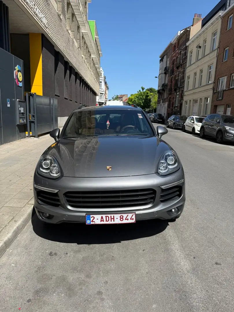 Porsche Cayenne S Hybrid Tiptronic - 1