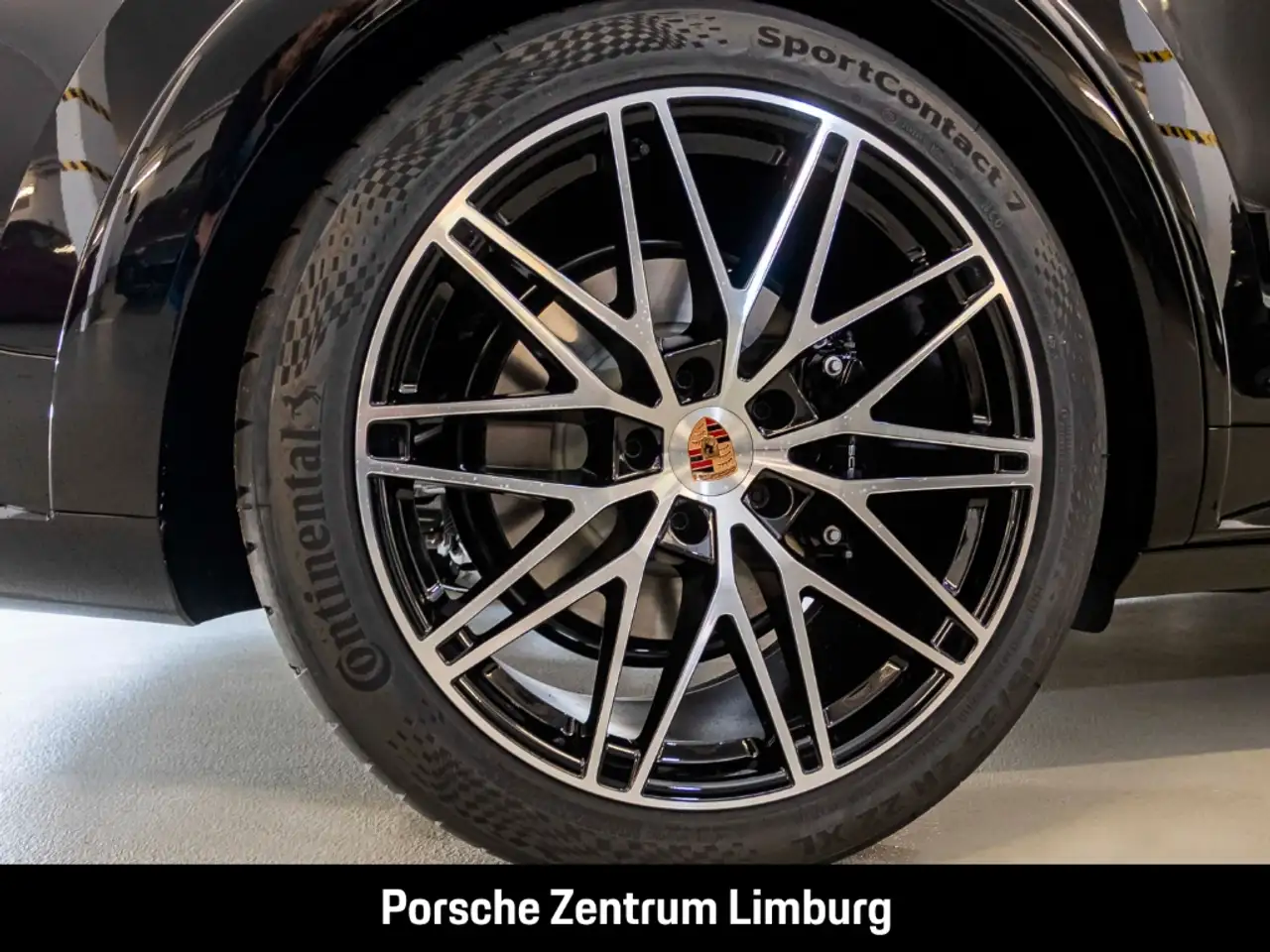 Porsche Cayenne S E-Hybrid Coupe Black Edition InnoDrive 6