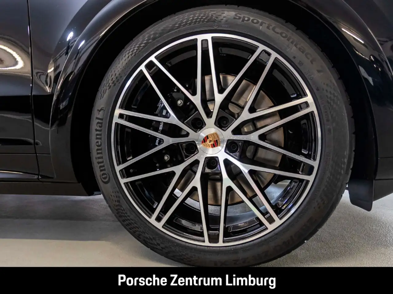 Porsche Cayenne S E-Hybrid Coupe Black Edition InnoDrive 7