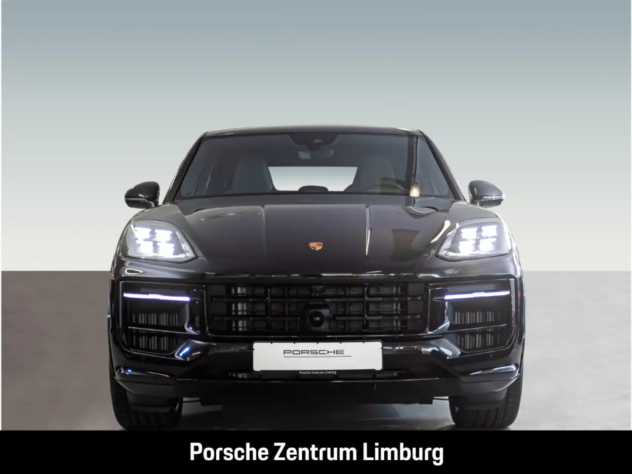 Porsche Cayenne S E-Hybrid Coupe Black Edition InnoDrive 4
