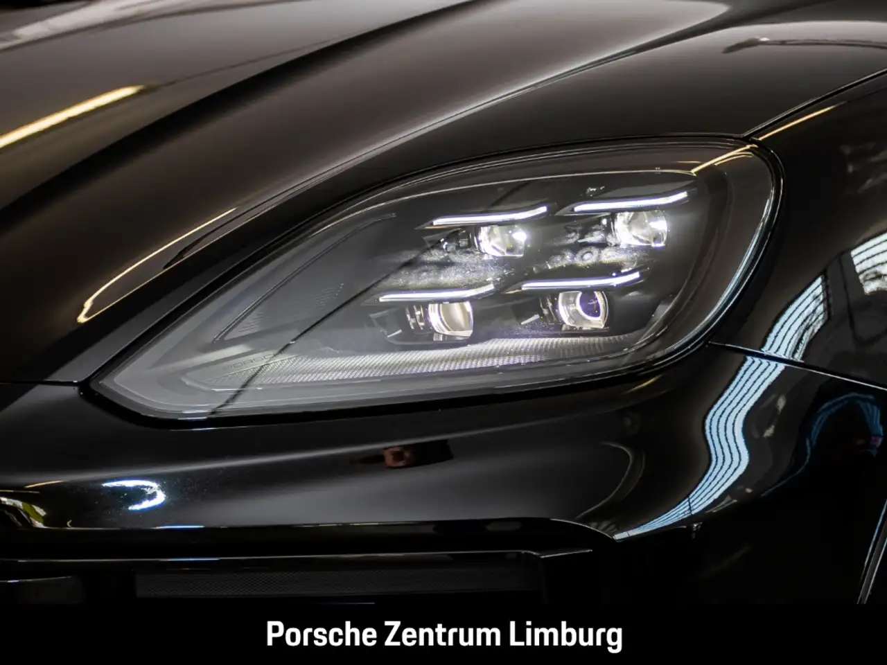 Porsche Cayenne S E-Hybrid Coupe Black Edition InnoDrive 9
