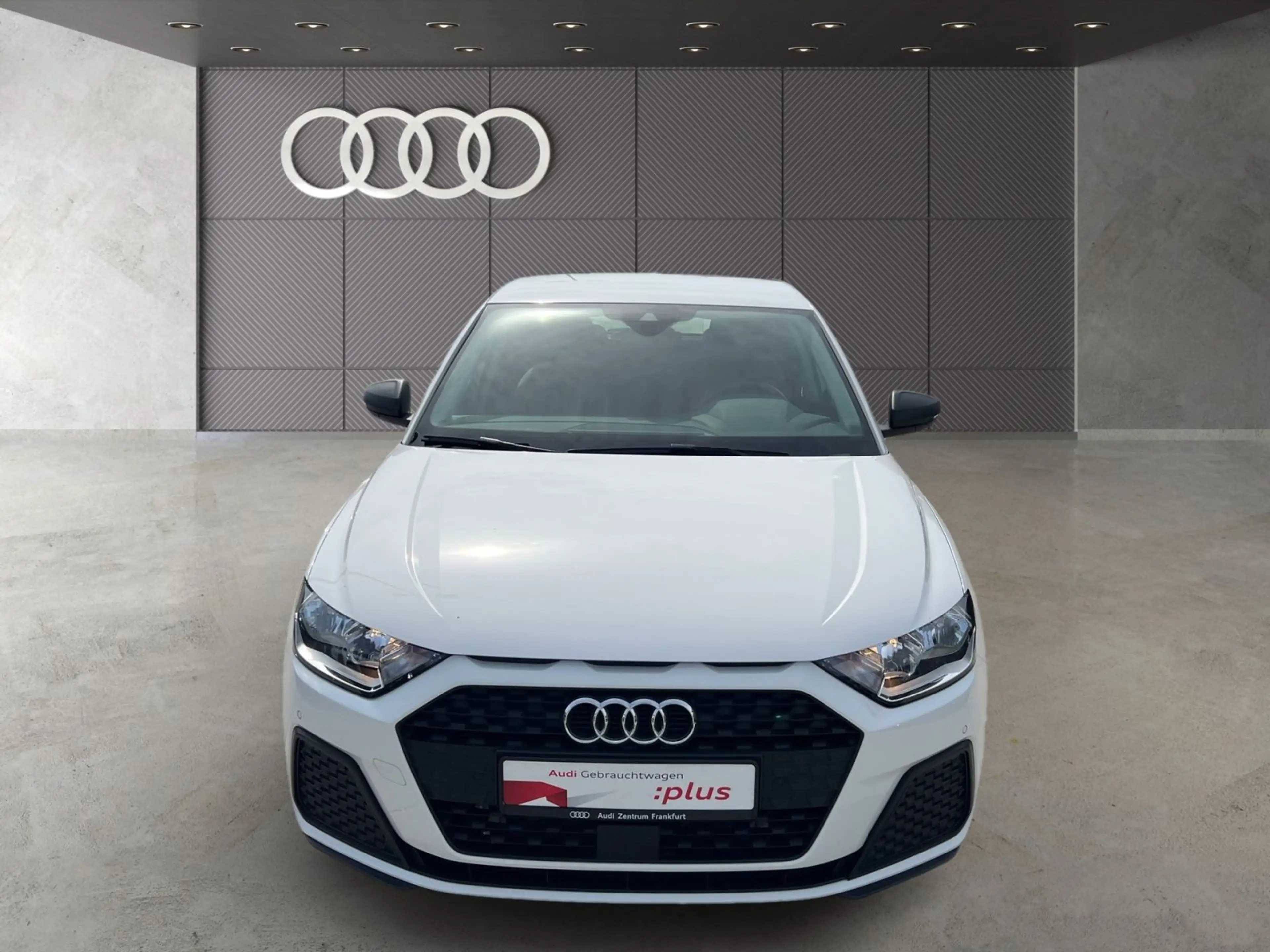 Audi A1 25 TFSI S tronic Bluetooth DAB PDC — photo 3