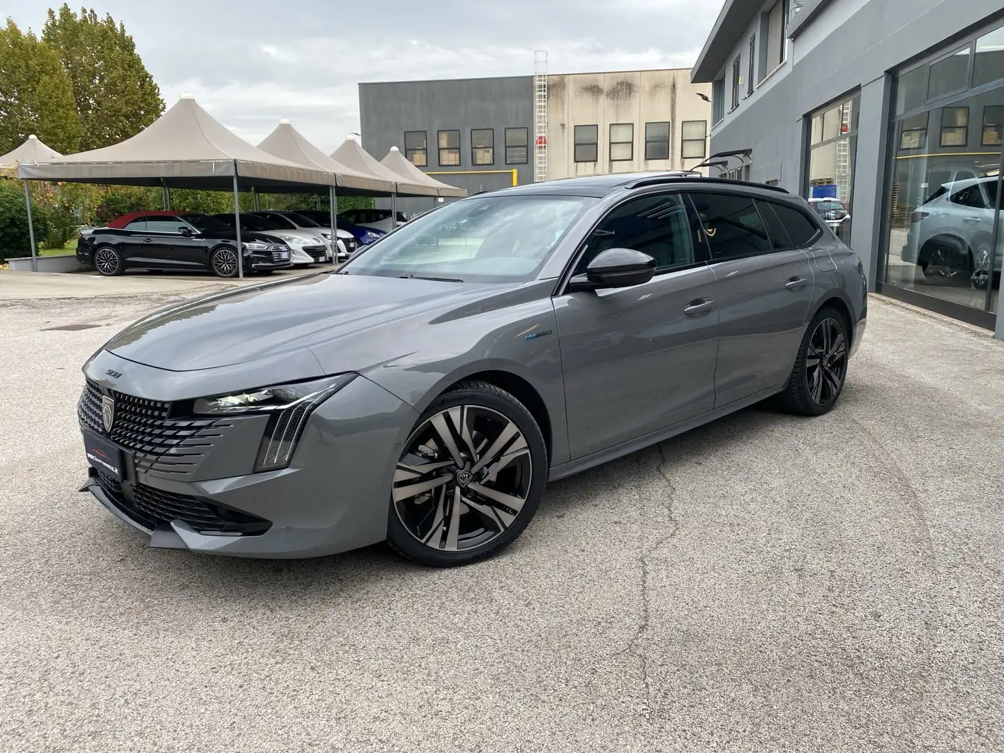 Peugeot 508 508 Plug-in Hybrid 225 e-EAT8 SW GT Grijs - 2