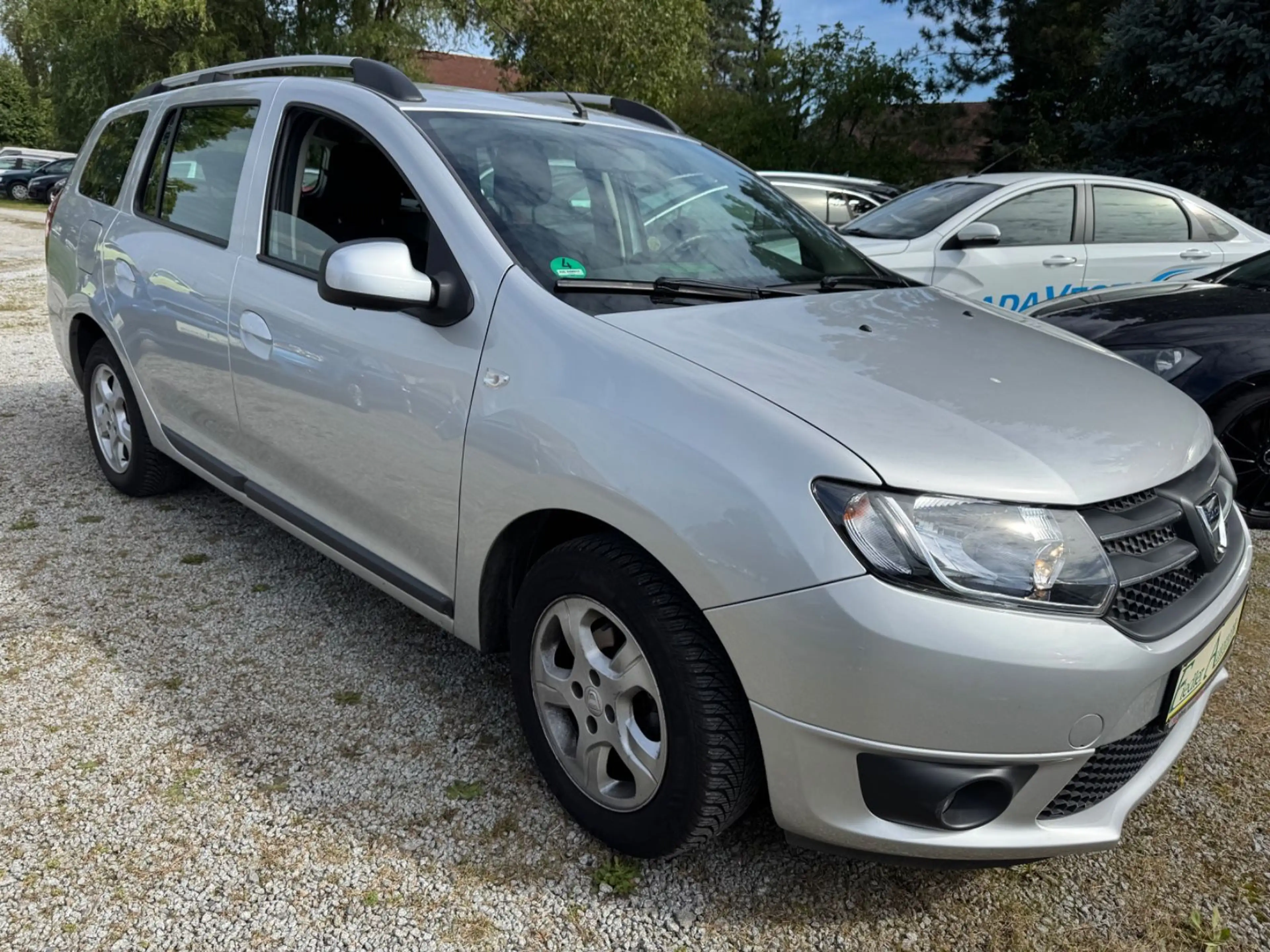 Dacia Logan MCV II Kombi Prestige — photo 3