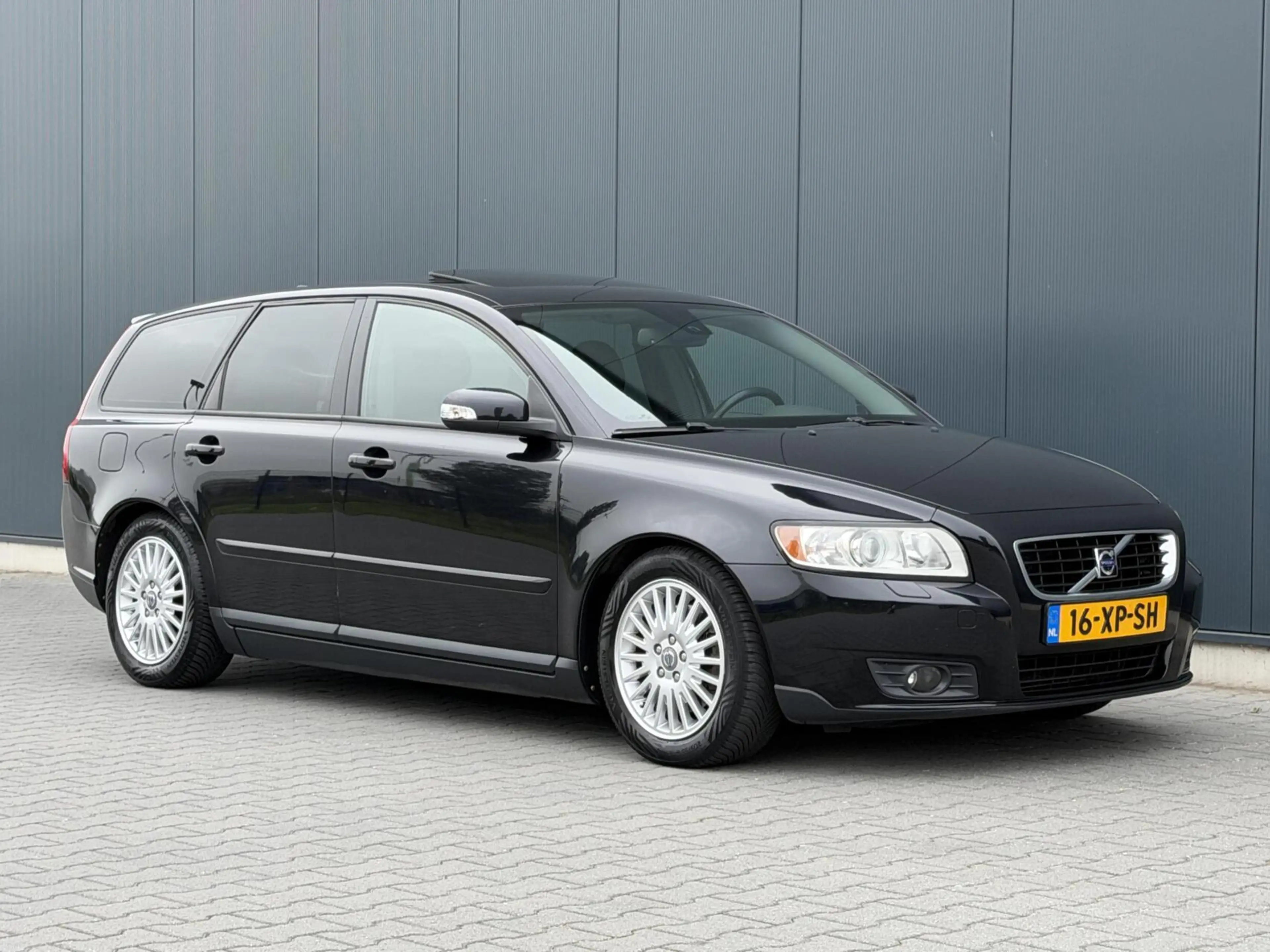 Volvo V50 2.4I Edition II Schuifdak - Leder - Facelift - Tre — photo 10