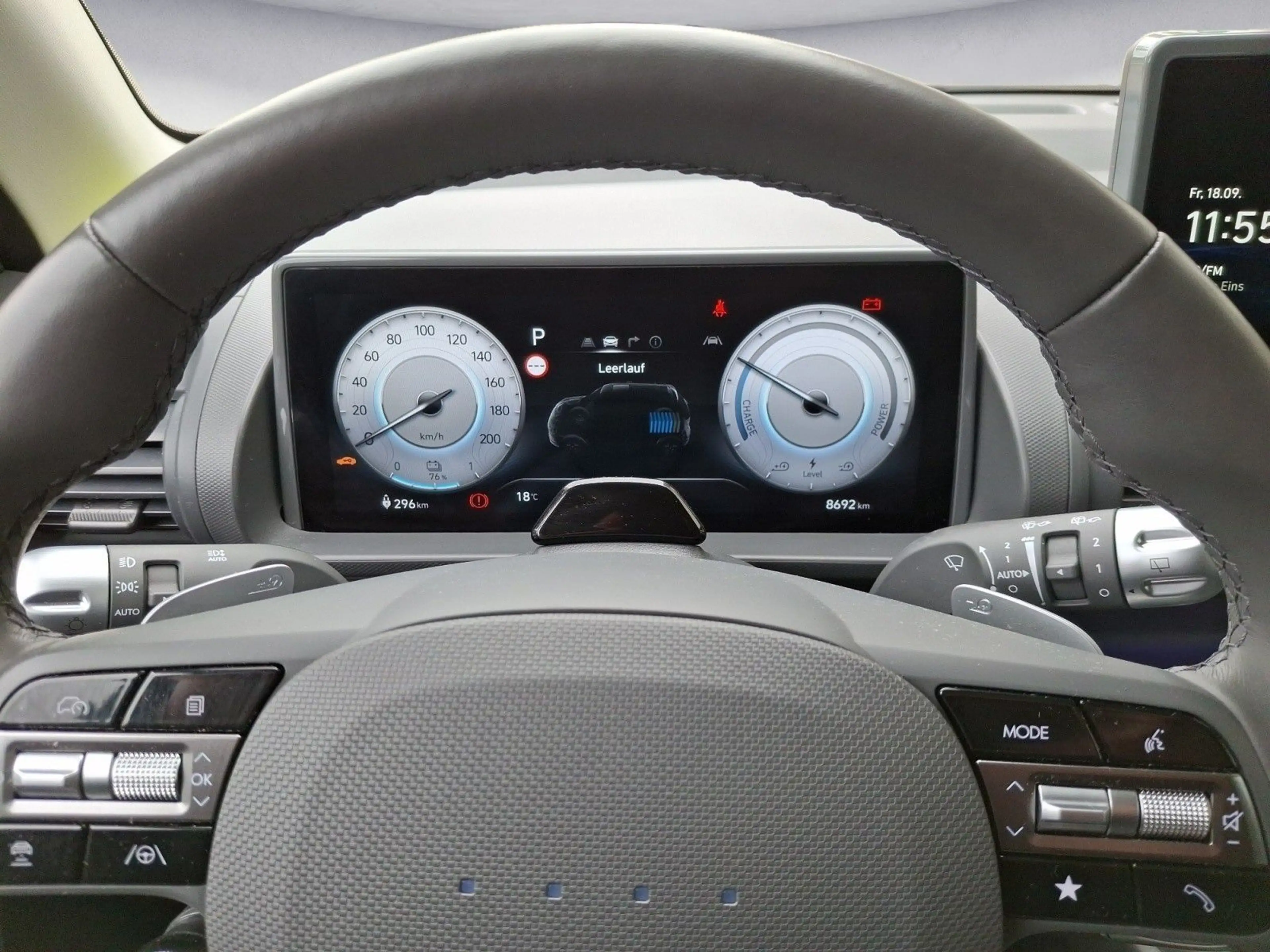 Hyundai Inster Inster h INSTER Cross Tempom.aktiv Bluetooth PDC — photo 12