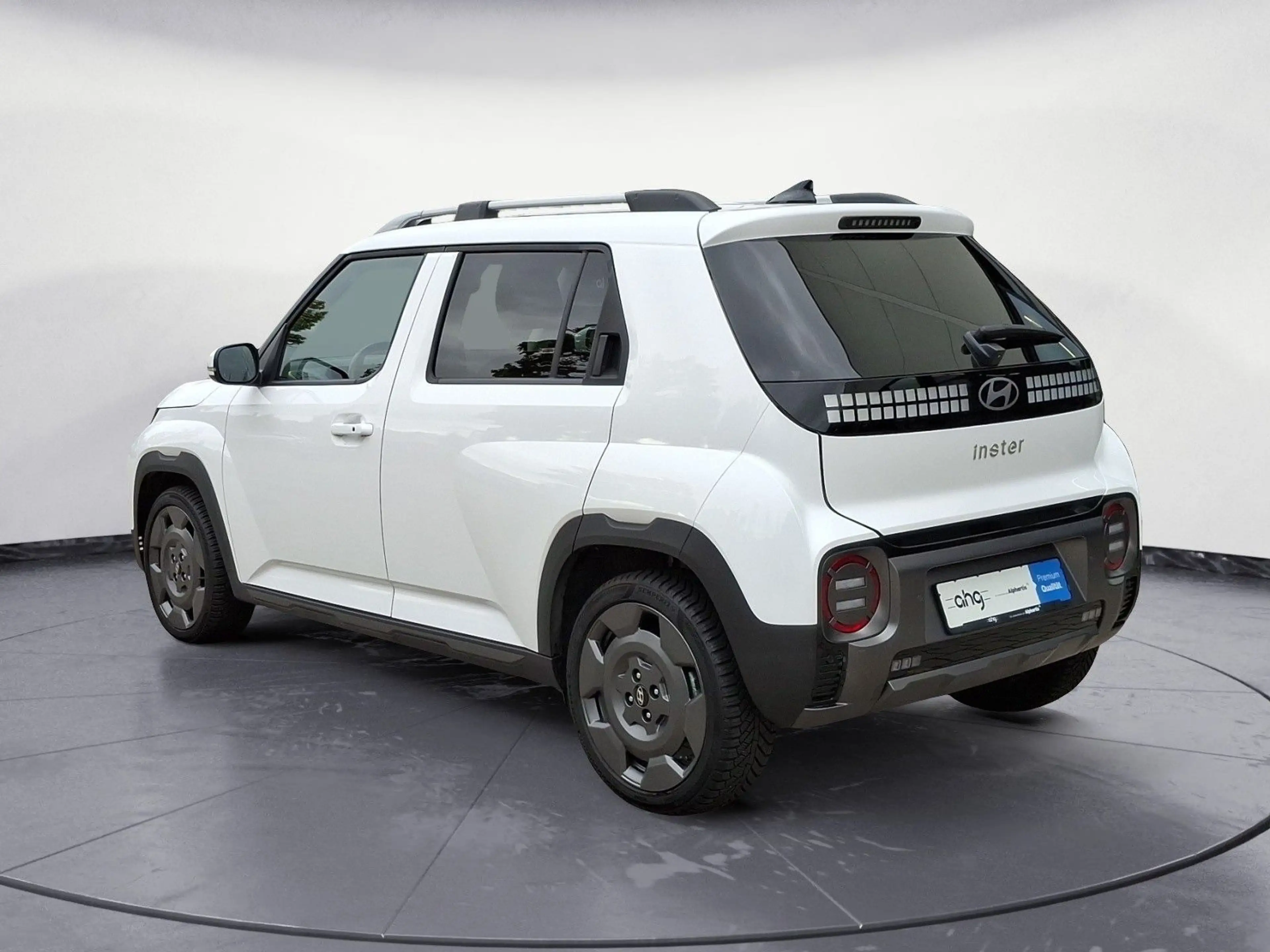 Hyundai Inster Inster h INSTER Cross Tempom.aktiv Bluetooth PDC — photo 5