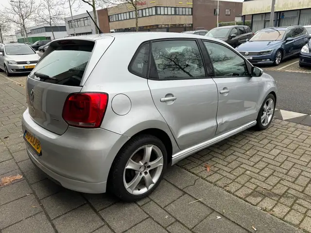 Volkswagen Polo view 7